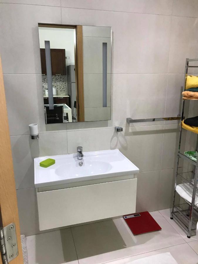Metrostays Apartament St Julian Malta Сент Джулианс Экстерьер фото